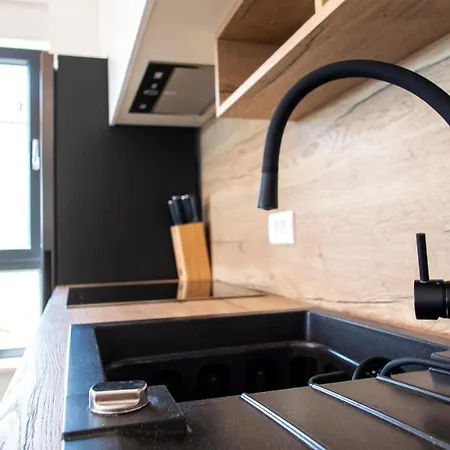 Lijon Apartman Banjole